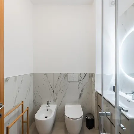 Tolstoj 1, Superior By Smartstay - Via Tortona, M4, Navigli