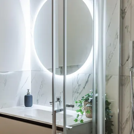 Апартаменты Tolstoj 1, Superior By Smartstay - Via Tortona, M4, Navigli
