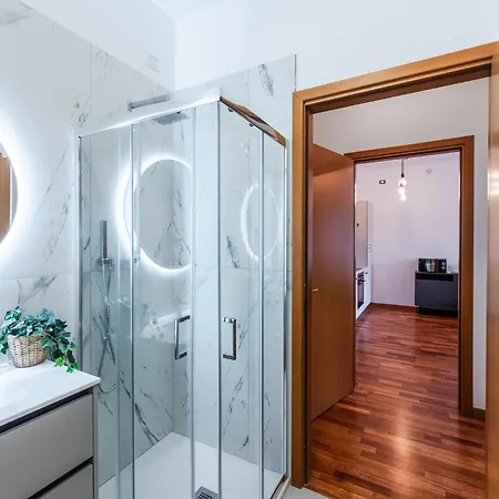 Апартаменты Tolstoj 1, Superior By Smartstay - Via Tortona, M4, Navigli *