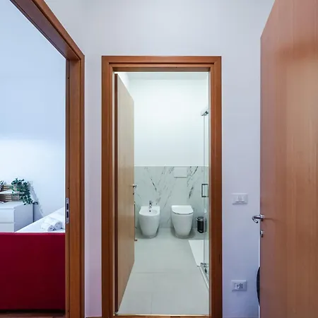 Tolstoj 1, Superior By Smartstay - Via Tortona, M4, Navigli *